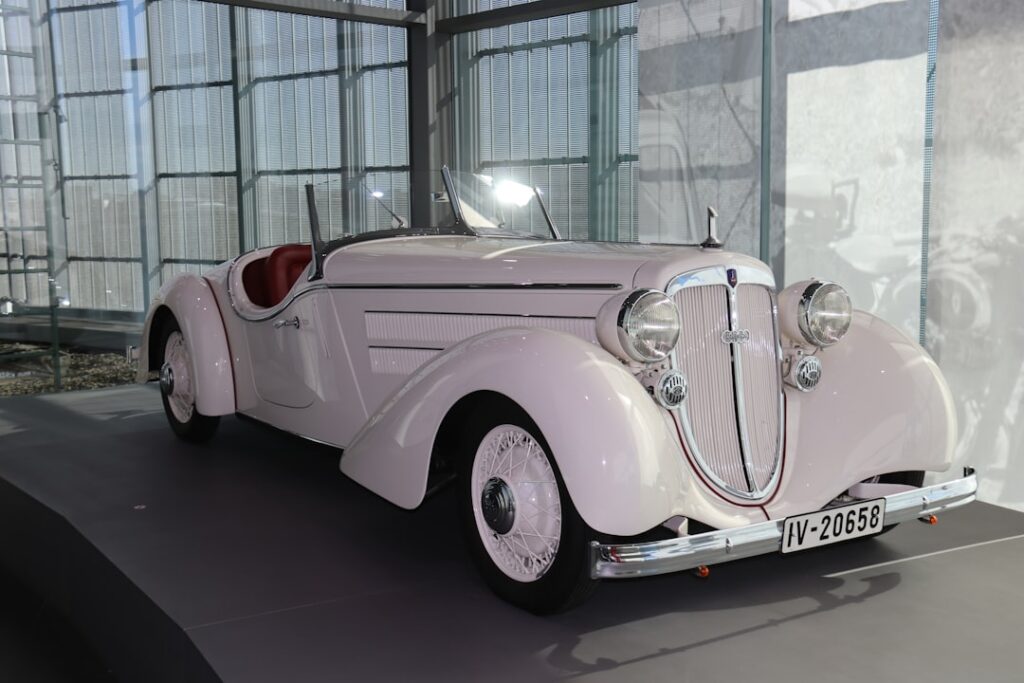 De droomauto van Enzo Knol: van kinderdroom tot luxe werkelijkheid